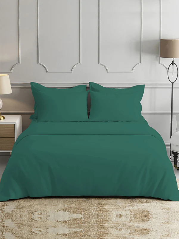 Dark Green Bamboo Bed Sheets - Cooling Comfort For Modern Bedrooms